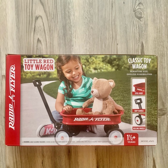 Classic Radio Flyer Toy Wagon - Picture 4 of 11